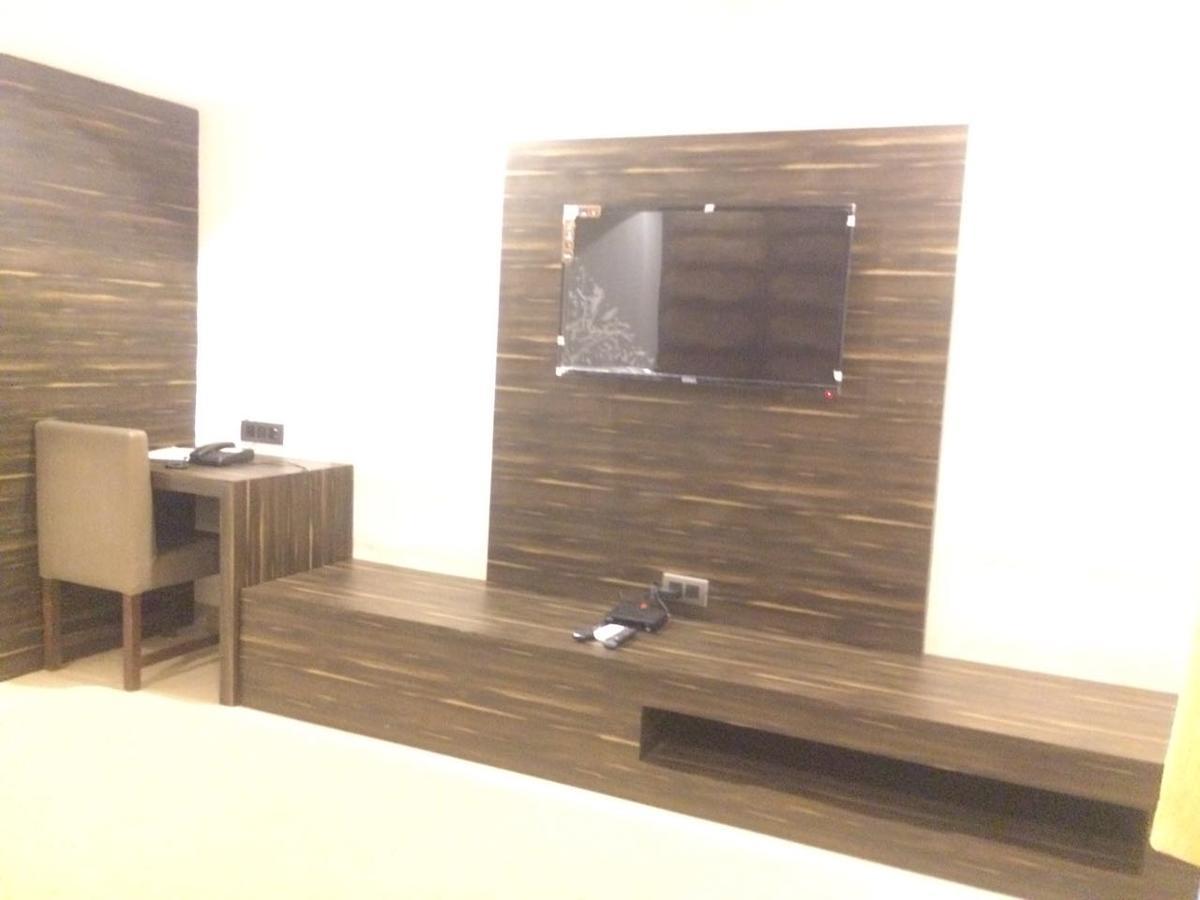 Silver Sands Beach Resort Даман Екстериор снимка